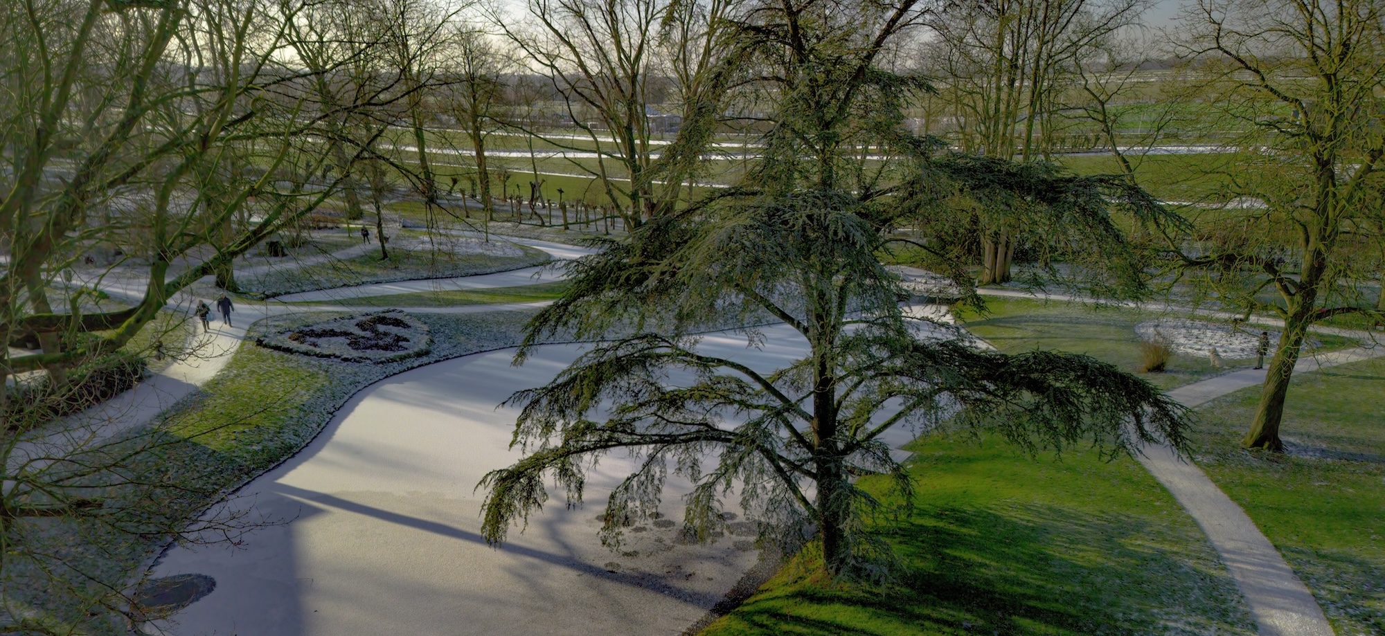 Winterse blik op de tuin